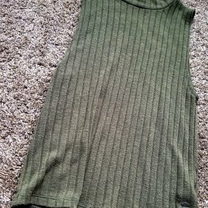 Sleeveless knit top